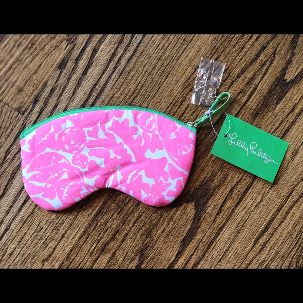 Lilly Pulitzer Cosmo Pink Sunglasses Case